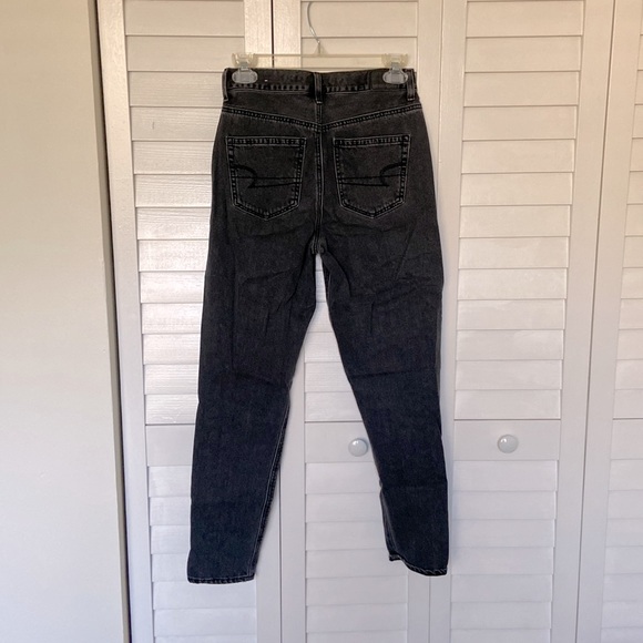 American Eagle Mom Jeans - Picture 3 of 8